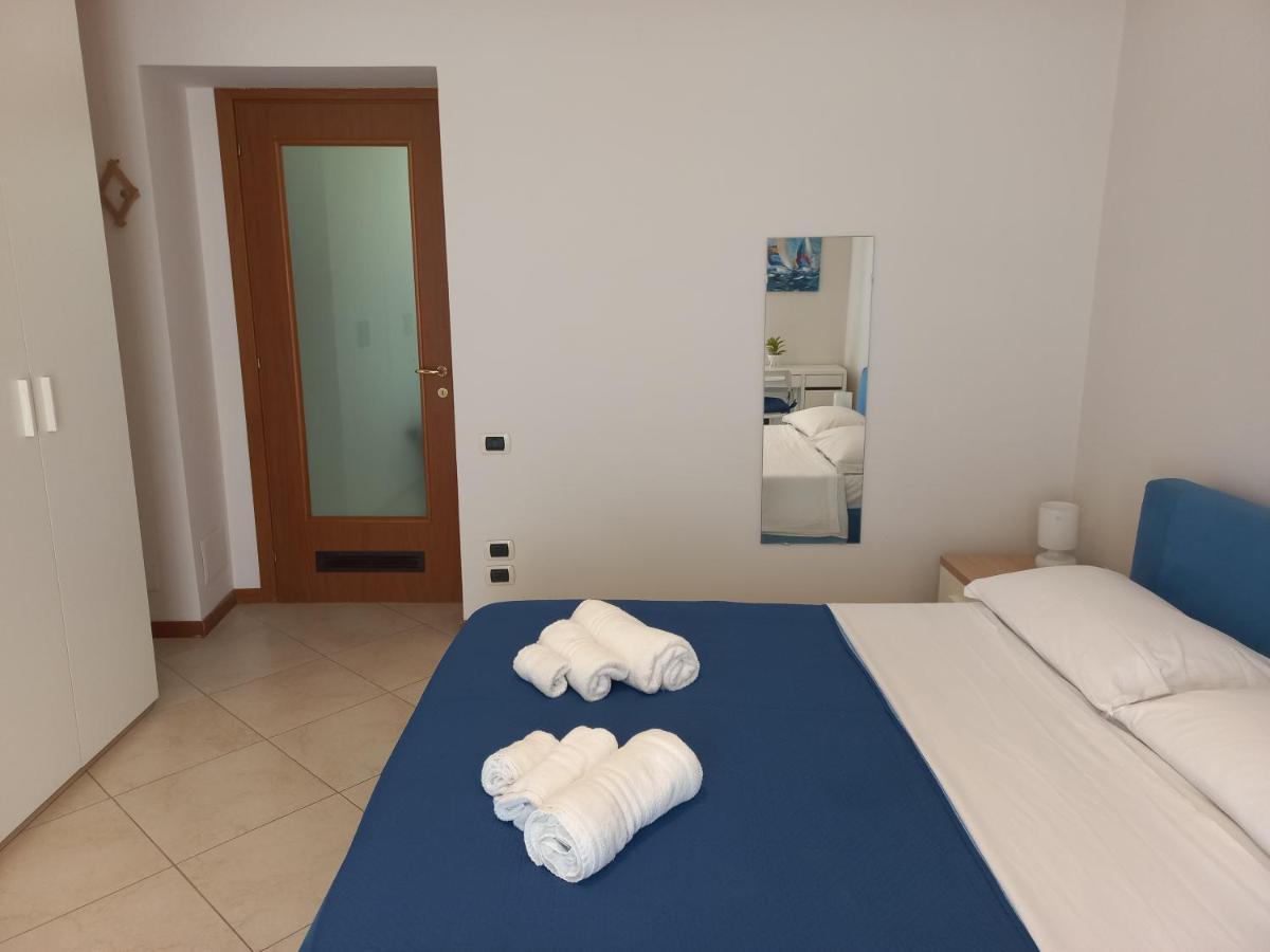 Appartamenti Le Gemme Nápoles Exterior foto