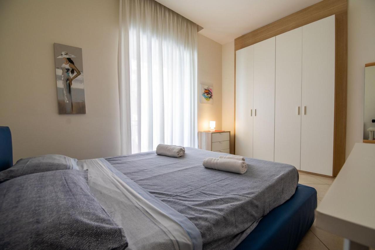 Appartamenti Le Gemme Nápoles Exterior foto